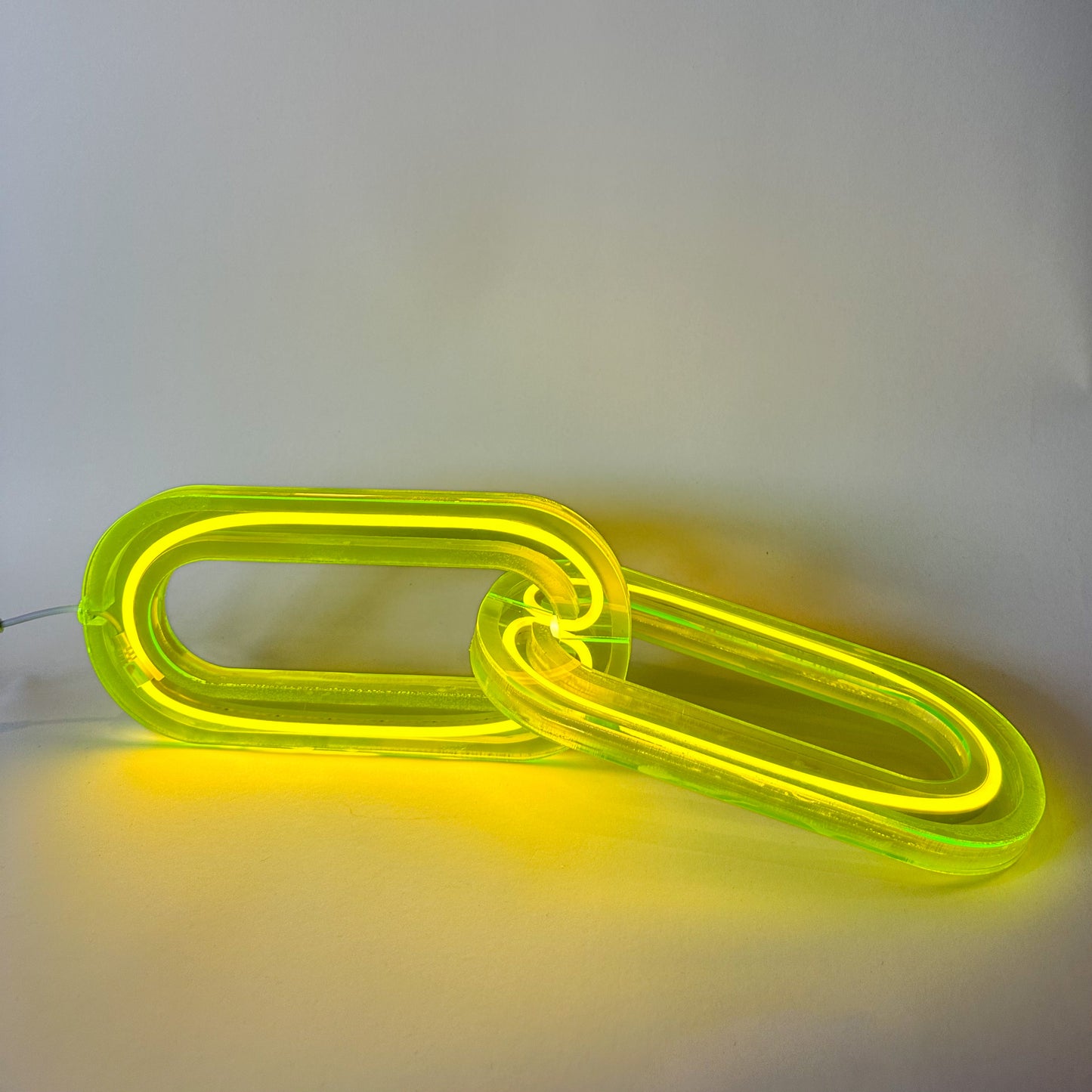 Electric Lucite Chain Lamp
