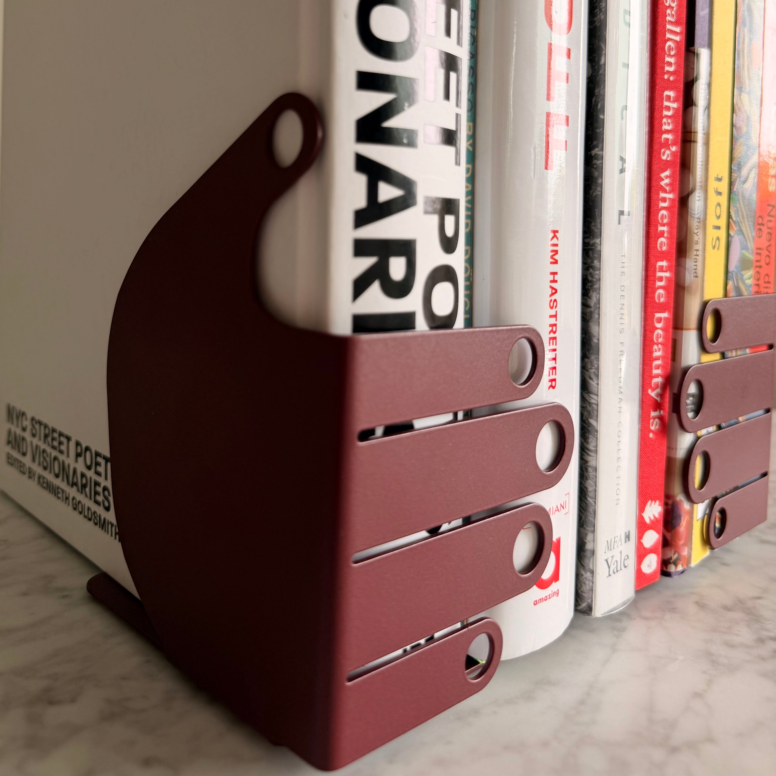 Book Hug - Oxblood