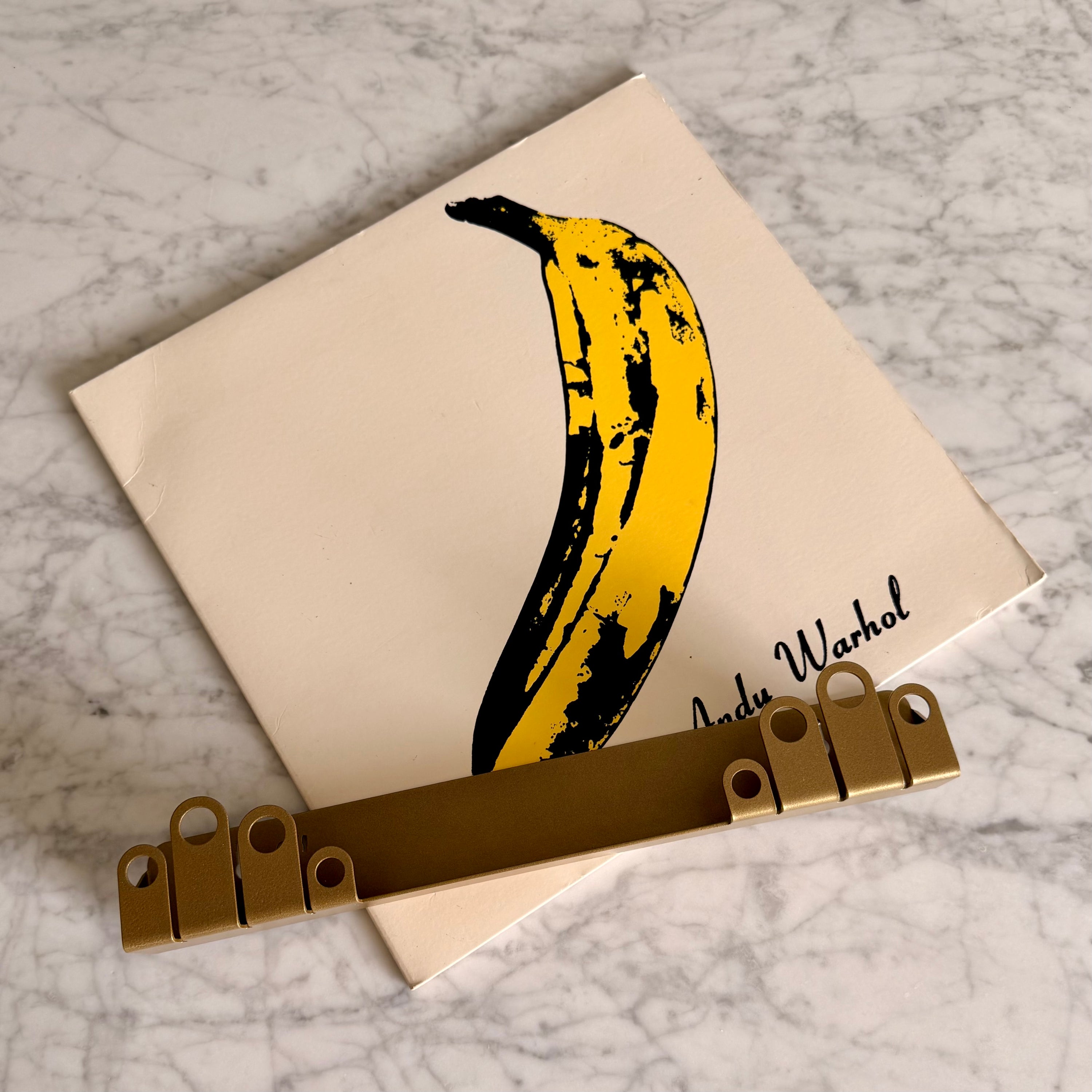 Record Hug - Brass